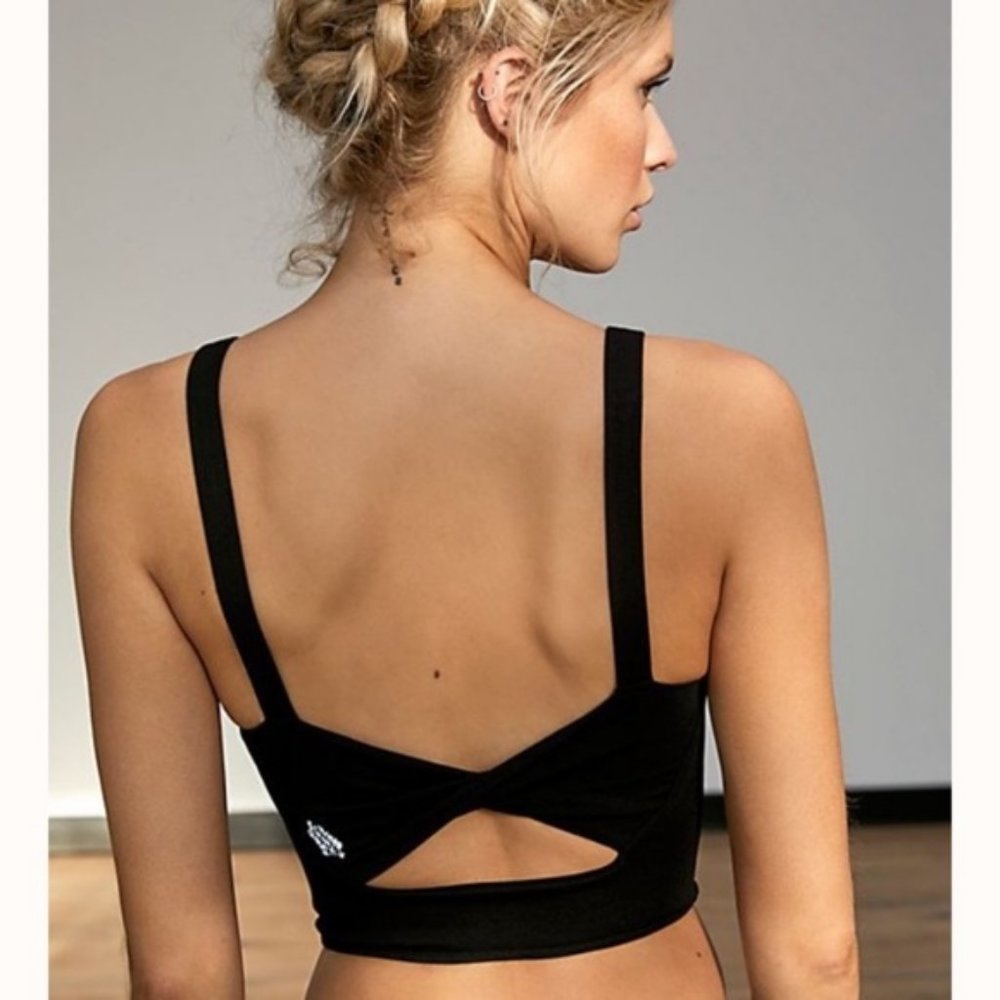 Free People Movement Be First Tank - size xs/s